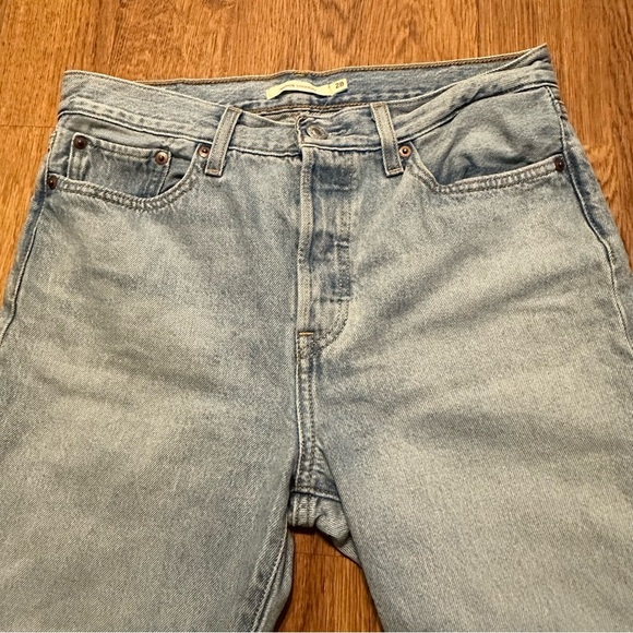 Levi’s Blue Wedgie Straight 100% Cotton Denim Jeans Size 28 High Rise - Picture 4 of 10